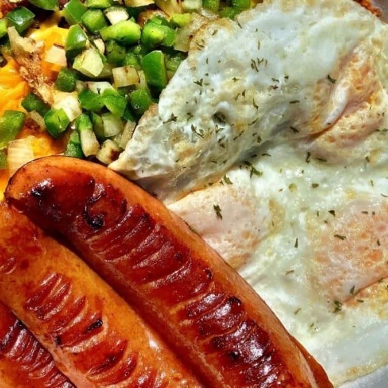 Egg-citing Diner Delights: From Omelettes to Benedicts
