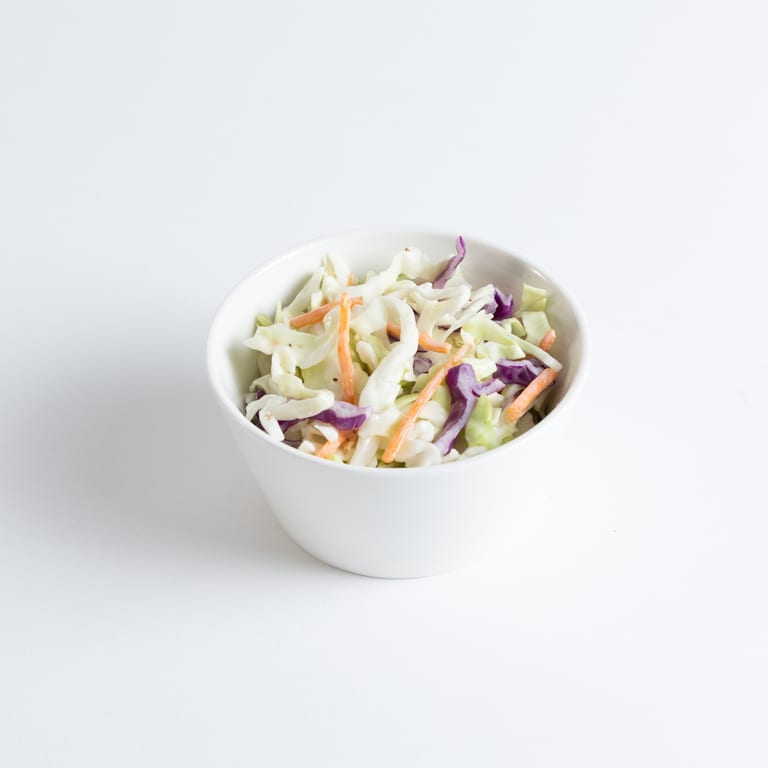 Classic Coleslaw: A Refreshing Side for Burgers and Sandwiches